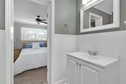 2488 NW South Manor Avenue, Stuart, FL 34994 - Photo 21