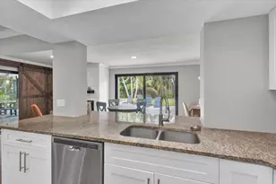 2488 NW South Manor Ave, Stuart, FL 34994 - Photo 29