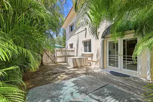 3203 McDonald St, Miami, FL 33133 - Photo 23