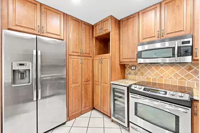 3203 McDonald Street #3203, Miami, FL 33133 - Photo 5