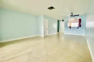 139 Sparrow Dr, Royal Palm Beach, FL 33411 - Photo 11