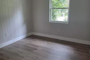 215 S Florida Ave, Avon Park, FL 33825 - Photo 3