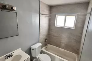 1132 NW 5th Ct, Fort Lauderdale, FL 33311 - Photo 5