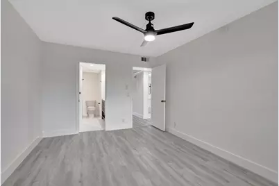 2053 Wolverton C, Boca Raton, FL 33434 - Photo 7