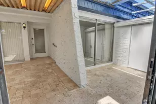 9428 NW 65th St, Tamarac, FL 33321 - Photo 3