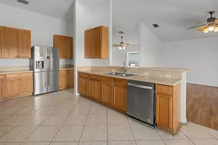 2585 SE Lakewood St, Port Saint Lucie, FL 34952 - Photo 7