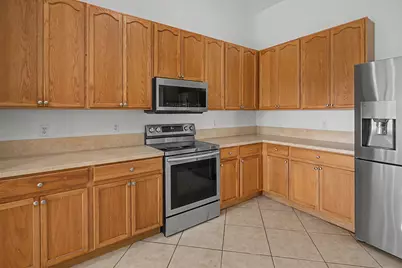 2585 SE Lakewood Street, Port Saint Lucie, FL 34952 - Photo 9