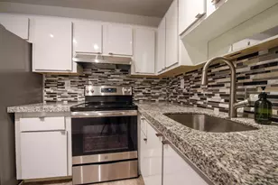 600 Three Islands Boulevard, Hallandale Beach, FL 33009 - Photo 9
