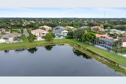 11910 Osprey Point Circle, Wellington, FL 33449 - Photo 3