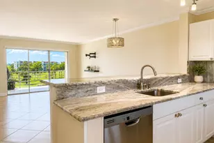 3661 Via Poinciana, Lake Worth, FL 33467 - Photo 3