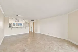 3661 Via Poinciana, Lake Worth, FL 33467 - Photo 5