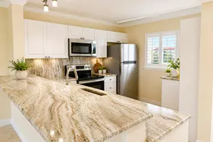 3661 Via Poinciana, Lake Worth, FL 33467 - Photo 13