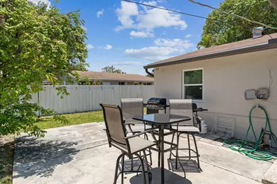 254 SW 8th Street, Dania Beach, FL 33004 - Photo 29