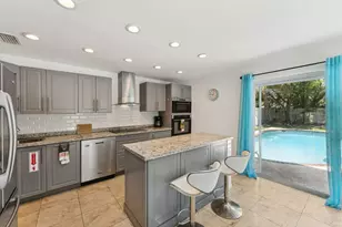 254 SW 8th St, Dania Beach, FL 33004 - Photo 9