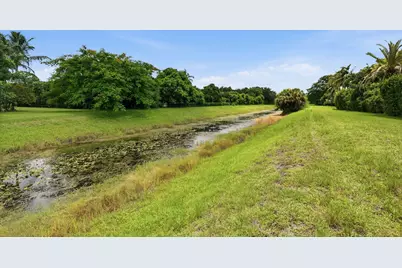 8288 Man O War Road, Palm Beach Gardens, FL 33418 - Photo 7
