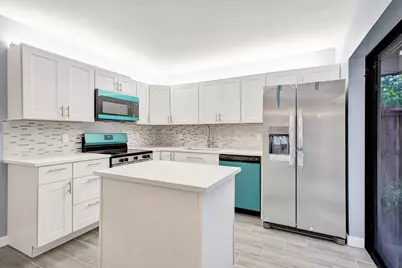 736 NW 98th Circle, Plantation, FL 33324 - Photo 1