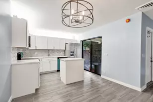 736 NW 98th Cir, Plantation, FL 33324 - Photo 3