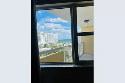 1200 Hibiscus Avenue #PH3, Pompano Beach, FL 33062 - Photo 31