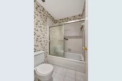 1670 NW 18th Avenue #202, Delray Beach, FL 33445 - Photo 13
