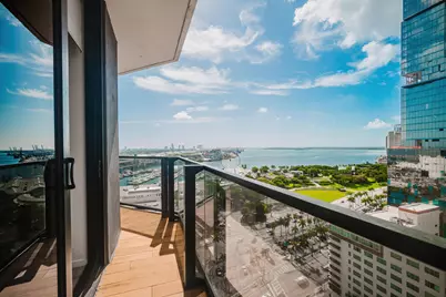 398 NE 5th Street #1515, Miami, FL 33132 - Photo 7
