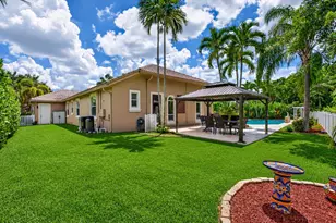 6161 NW 53rd Cir, Coral Springs, FL 33067 - Photo 13