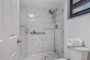13334 Polo Club Rd, Wellington, FL 33414 - Photo 15