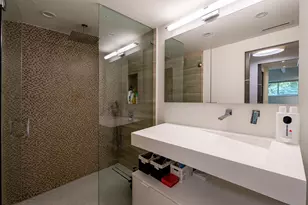 12105 NE 11th Pl, North Miami, FL 33161 - Photo 19