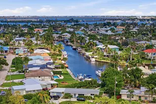 387 SW Riverway Blvd, Palm City, FL 34990 - Photo 35