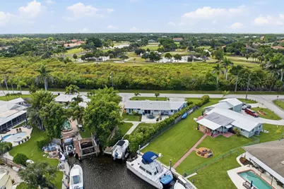 387 SW Riverway Boulevard, Palm City, FL 34990 - Photo 35