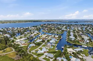 387 SW Riverway Blvd, Palm City, FL 34990 - Photo 47