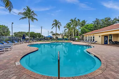 3028 N Evergreen Circle, Boynton Beach, FL 33426 - Photo 37