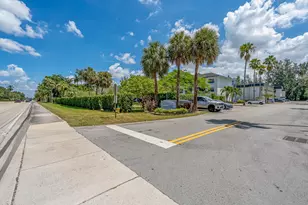 5100 SW 64th Ave, Davie, FL 33314 - Photo 11