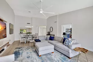 523 Prestwick Cir, Palm Beach Gardens, FL 33418 - Photo 19