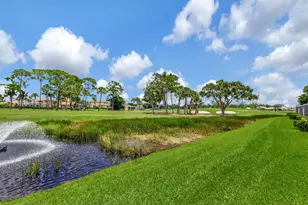 523 Prestwick Cir, Palm Beach Gardens, FL 33418 - Photo 37