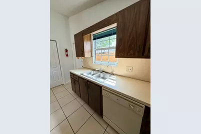 8715 Pluto Terrace, West Palm Beach, FL 33403 - Photo 7