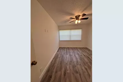 220 Lakeview Drive #103, Weston, FL 33326 - Photo 13