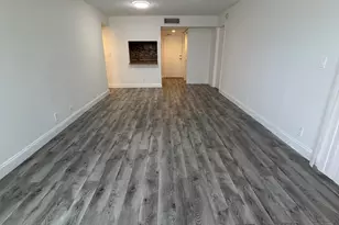 220 Lakeview Dr, Weston, FL 33326 - Photo 5