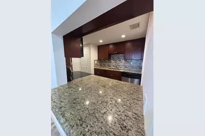 220 Lakeview Drive #103, Weston, FL 33326 - Photo 5