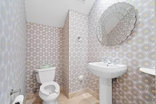 1123 NE 18th Ave, Fort Lauderdale, FL 33304 - Photo 9