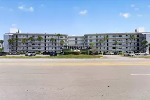 9235 SW 8th St, Boca Raton, FL 33428 - Photo 7