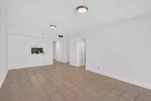 9235 SW 8th St, Boca Raton, FL 33428 - Photo 17