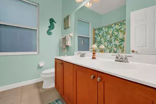 1870 NE Victorian Ln, Jensen Beach, FL 34957 - Photo 25