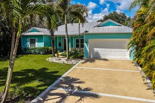 1870 NE Victorian Ln, Jensen Beach, FL 34957 - Photo 49