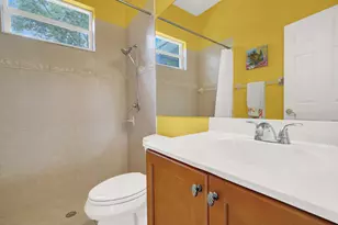 1870 NE Victorian Ln, Jensen Beach, FL 34957 - Photo 29