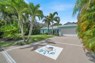 1870 NE Victorian Ln, Jensen Beach, FL 34957 - Photo 31