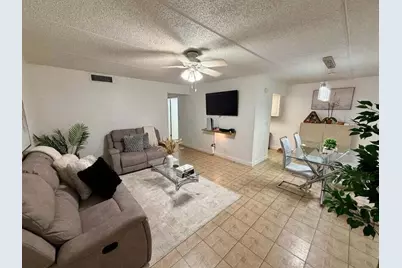 2000 Springdale Boulevard #102, Palm Springs, FL 33461 - Photo 7