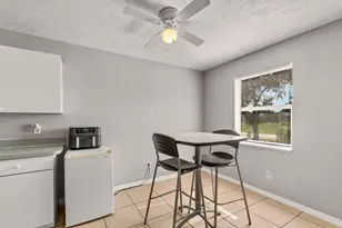 1175 12th Ct SW, Vero Beach, FL 32962 - Photo 7