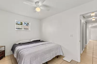 1175 12th Court SW, Vero Beach, FL 32962 - Photo 15