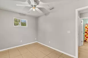 1175 12th Ct SW, Vero Beach, FL 32962 - Photo 17