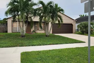 1000 SW 133rd Terrace, Davie, FL 33325 - Photo 1